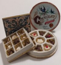 0095 Chocolate boxes 1:12